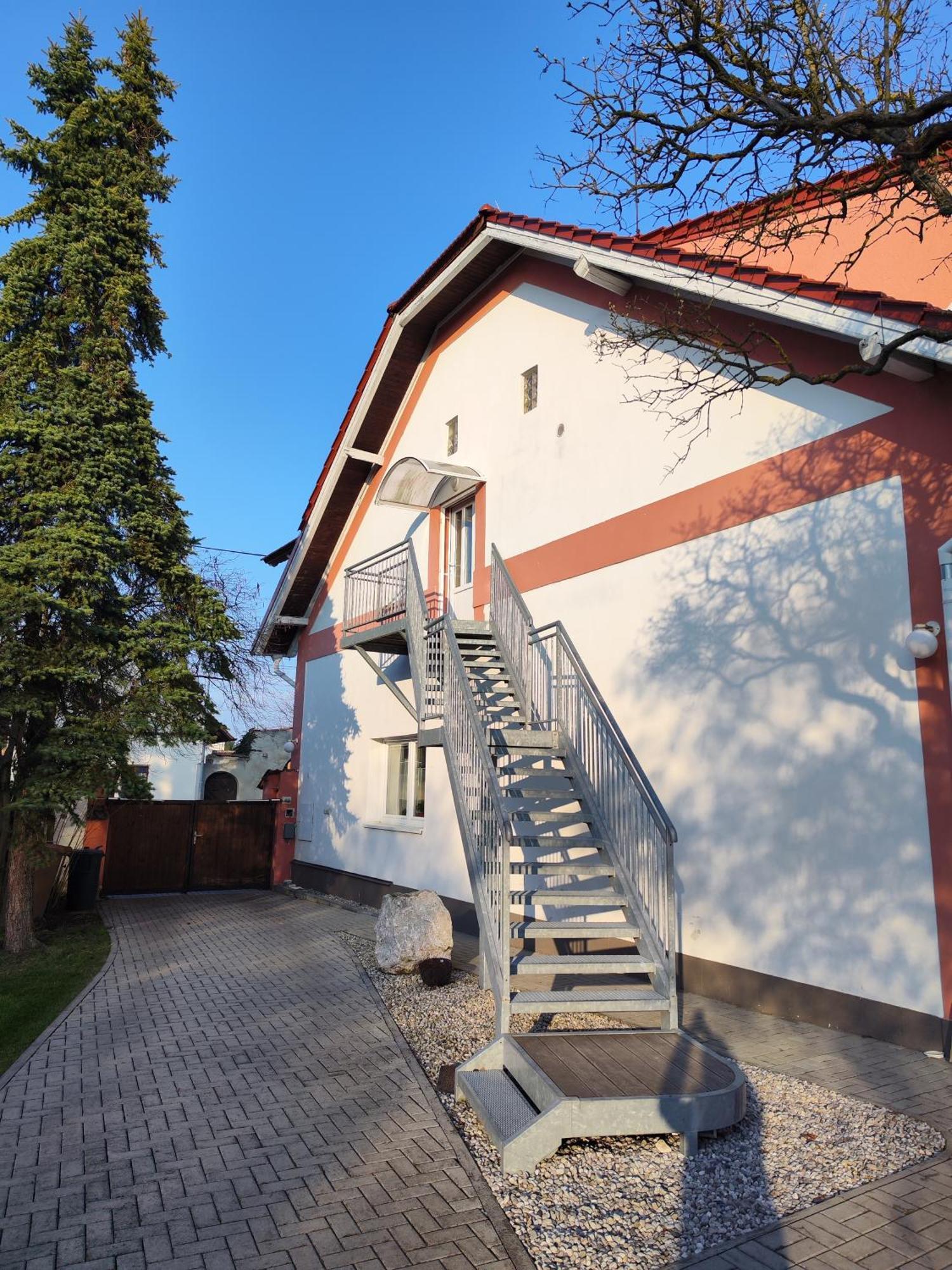 Apartman Ptice 외부 사진